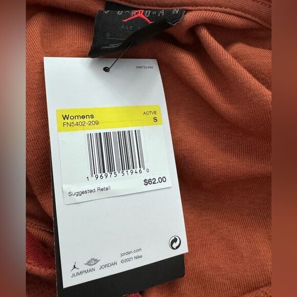 NWT Jordan Slim Fot Cropped Shirt Small - Picture 7 of 7